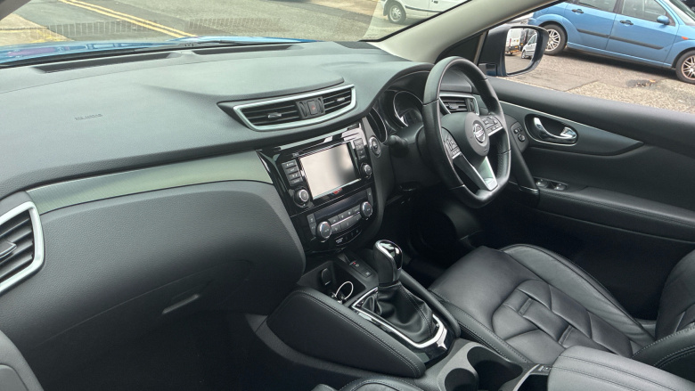 Nissan Qashqai 1.3 DiG-T 160 [157] N-Motion 5dr DCT Petrol Hatchback